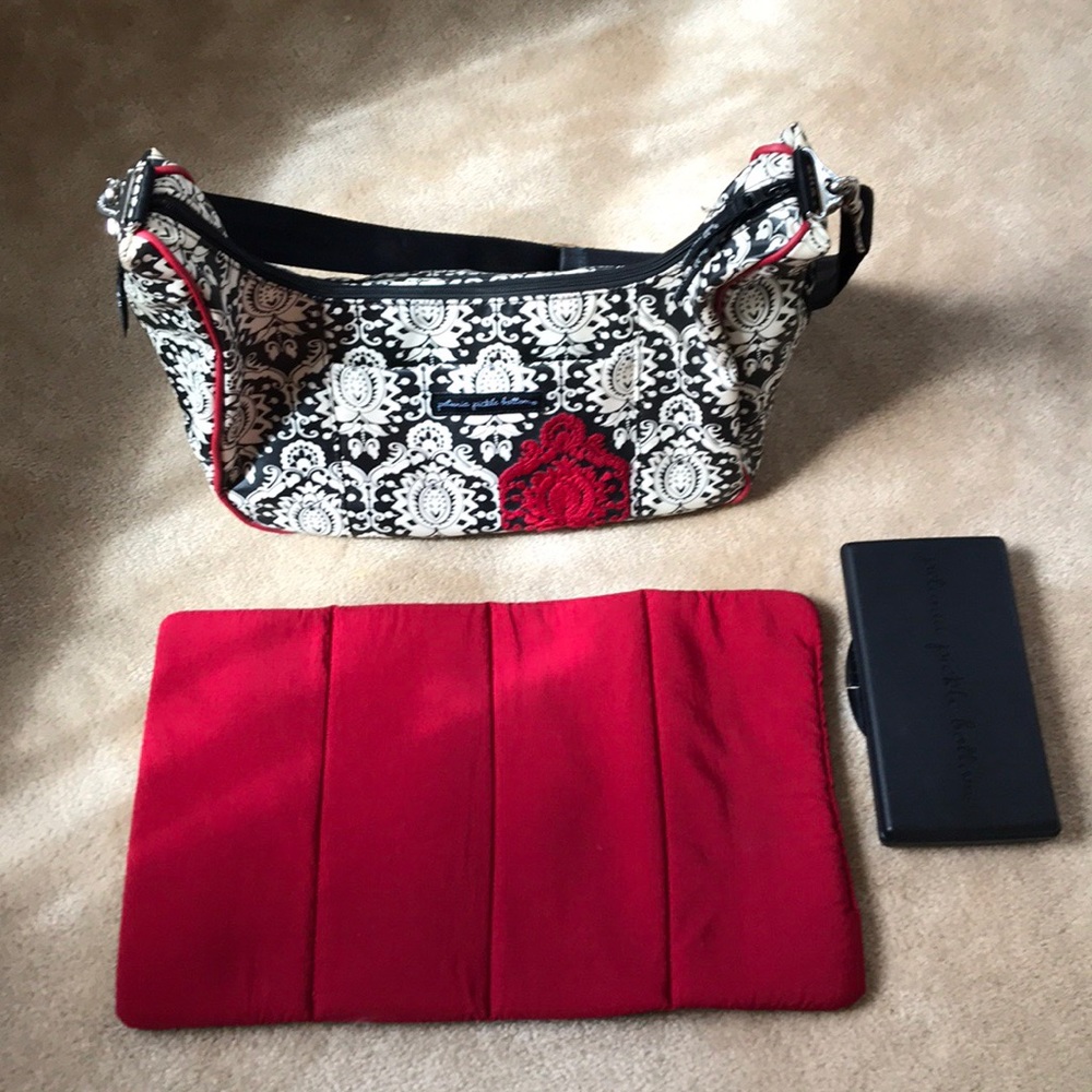 VGUC Petunia Pickle Bottom baby bag